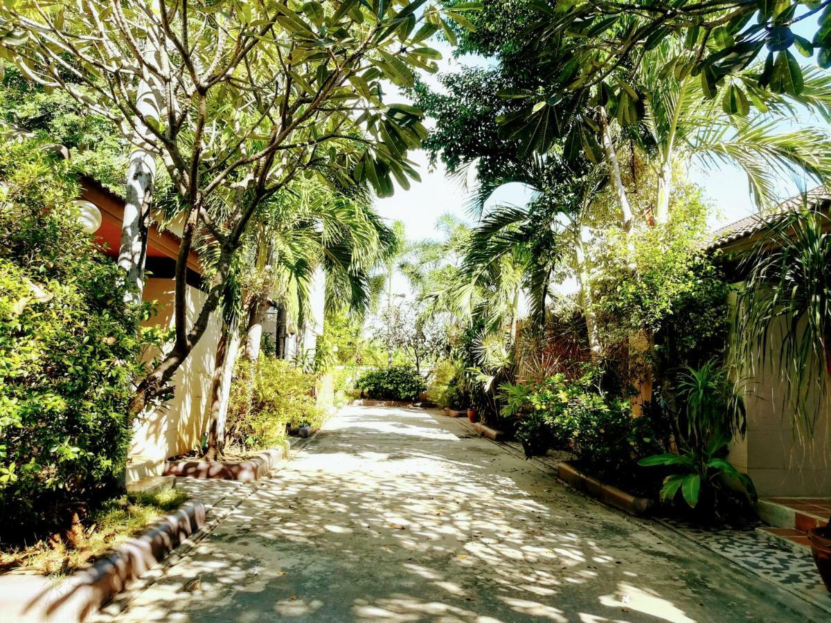 Pluluang Mansion Hotel U Thong Ngoại thất bức ảnh